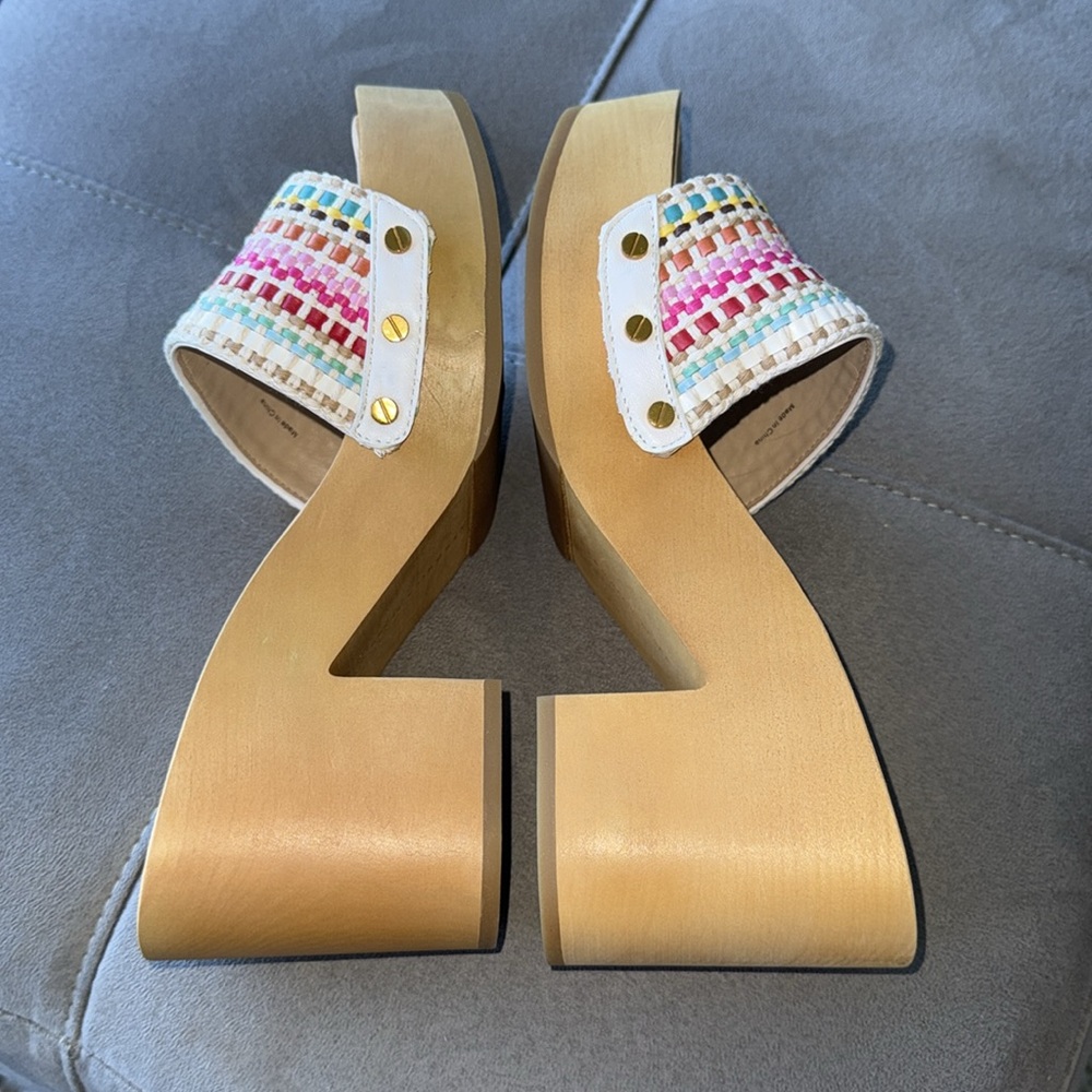 NWT, Veronica Beard woven sandals with wooden heel - Picture 4 of 12